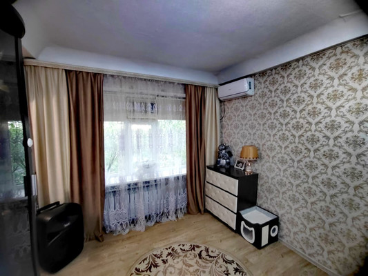 Продам двухкомнатную (2-комн.) квартиру, 2-я Краснодарская ул, 149, Ростов-на-Дону г