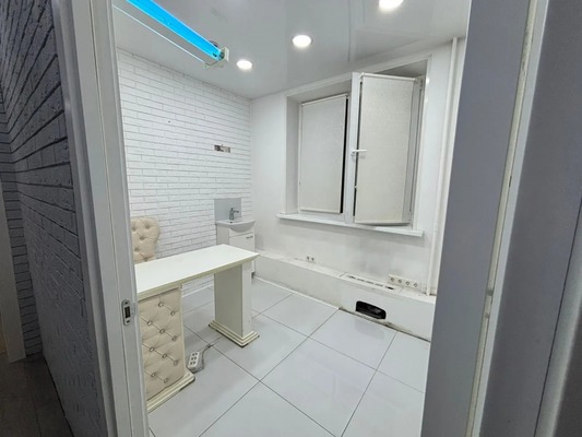 Сдам коммерческое помещение 71,2 м2, 2-я Мелитопольская ул, 21к2, Москва г