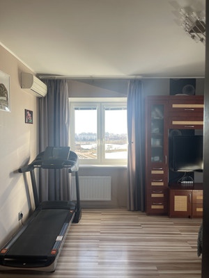 Продам трехкомнатную (3-комн.) квартиру, Димитрова ул, 41к1, Санкт-Петербург г