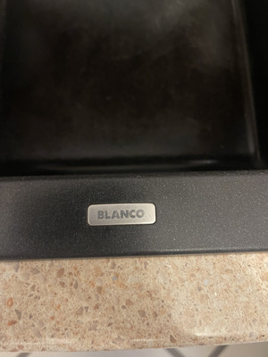 Продам трехкомнатную (3-комн.) квартиру, Димитрова ул, 41к1, Санкт-Петербург г