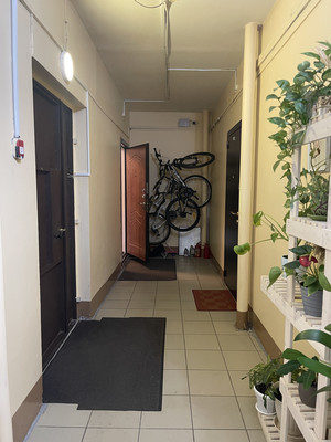 Продам трехкомнатную (3-комн.) квартиру, Димитрова ул, 41к1, Санкт-Петербург г