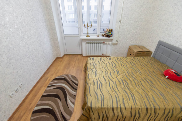 Продам трехкомнатную (3-комн.) квартиру, Менделеева ул, 53, Аксай г