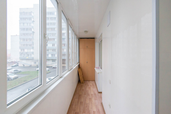 Продам трехкомнатную (3-комн.) квартиру, Менделеева ул, 53, Аксай г