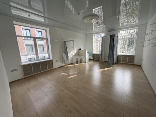 Сдам коммерческое помещение 31,6 м2, Малая Ордынка ул, 26 1, Москва г