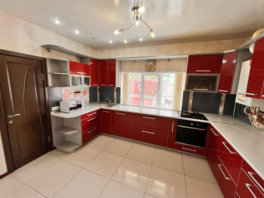 Продам дом, Глухова ул, 41к1, Новороссийск г, 0 км от города