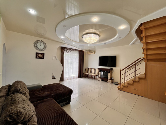 Продам дом, Глухова ул, 41к1, Новороссийск г, 0 км от города