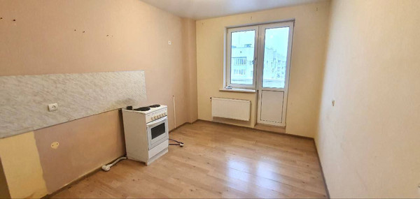 Продам однокомнатную (1-комн.) квартиру, им. Александра Покрышкина ул, 2/2, Краснодар г