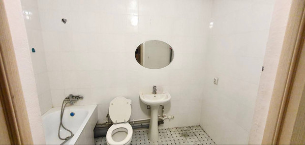 Продам однокомнатную (1-комн.) квартиру, им. Александра Покрышкина ул, 2/2, Краснодар г