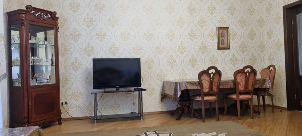 Сдам двухкомнатную (2-комн.) квартиру, Расула Гамзатова пр-кт, 49, Махачкала г