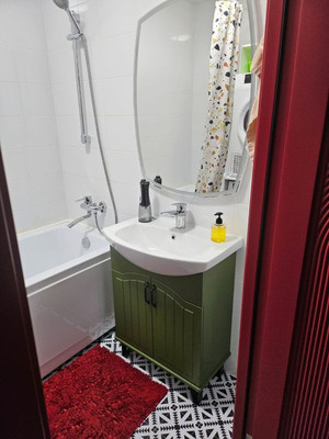 Продам двухкомнатную (2-комн.) квартиру, Михайлова ул, 30Ак3, Москва г