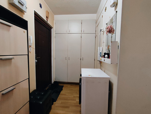 Продам однокомнатную (1-комн.) квартиру, Интернациональная ул, 1, Костомукша г