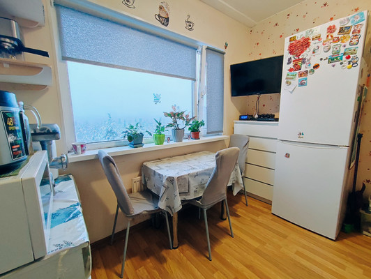 Продам однокомнатную (1-комн.) квартиру, Интернациональная ул, 1, Костомукша г