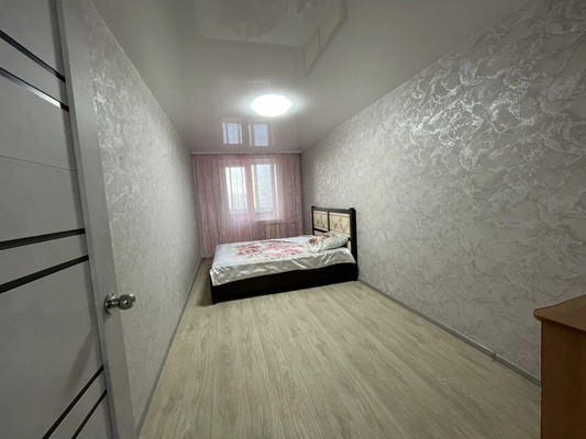 Сдам трехкомнатную (3-комн.) квартиру, Дикопольцева ул, 38, Комсомольск-на-Амуре г