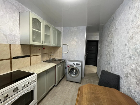 Сдам трехкомнатную (3-комн.) квартиру, Дикопольцева ул, 38, Комсомольск-на-Амуре г