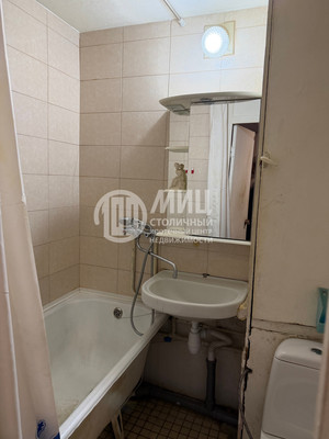 Продам однокомнатную (1-комн.) квартиру, Хабаровская ул, 27, Москва г