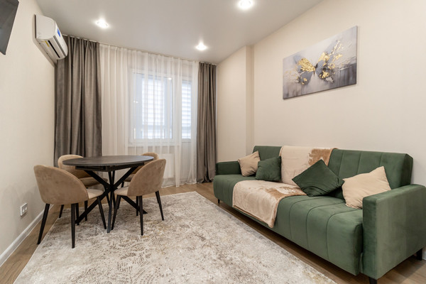 Сдам однокомнатную (1-комн.) квартиру, Ярославская ул, 115к1, Краснодар г