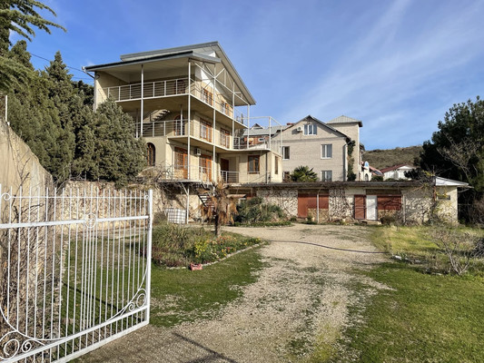 Продам гостиницу 212 м2, Жемчужный кв-л, Морское с