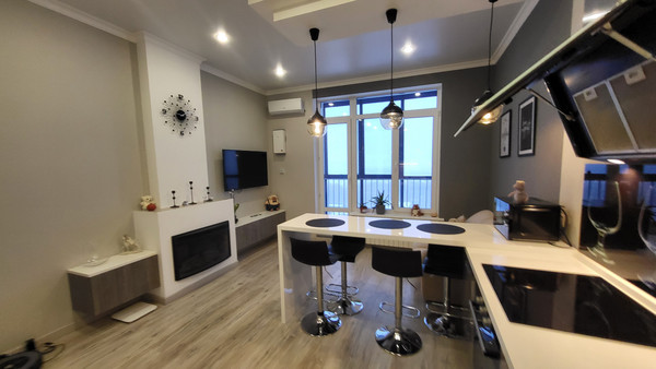 Продам трехкомнатную (3-комн.) квартиру, Оренбургский Тракт ул, 4Б, Казань г