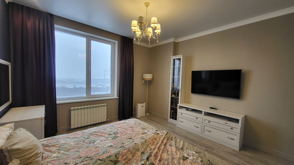 Продам трехкомнатную (3-комн.) квартиру, Оренбургский Тракт ул, 4Б, Казань г