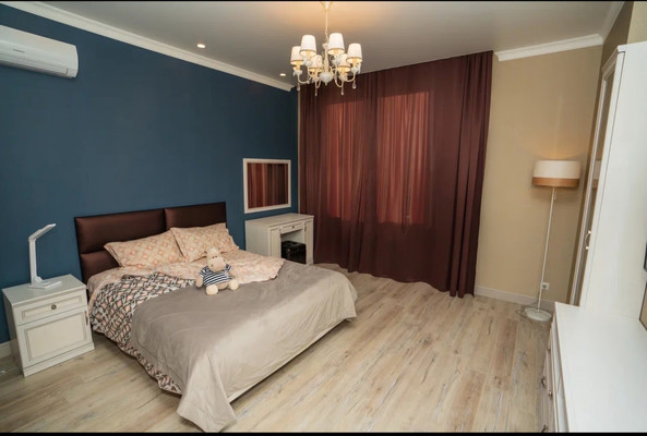 Продам трехкомнатную (3-комн.) квартиру, Оренбургский Тракт ул, 4Б, Казань г