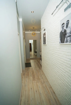 Продам трехкомнатную (3-комн.) квартиру, Оренбургский Тракт ул, 4Б, Казань г