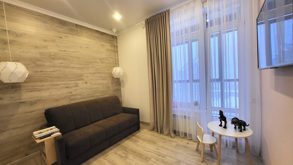 Продам трехкомнатную (3-комн.) квартиру, Оренбургский Тракт ул, 4Б, Казань г