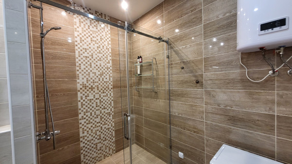 Продам трехкомнатную (3-комн.) квартиру, Оренбургский Тракт ул, 4Б, Казань г