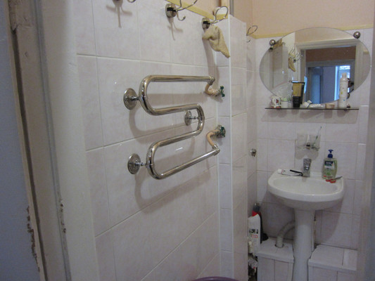 Продам двухкомнатную (2-комн.) квартиру, Кутузовский пр-кт, 23к1, Москва г