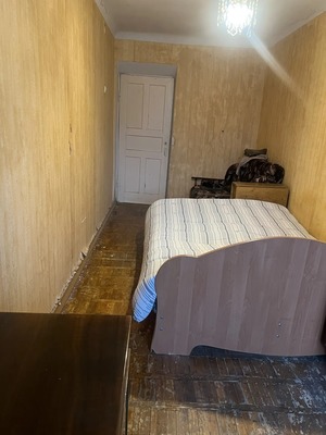 Продам трехкомнатную (3-комн.) квартиру, Ленина ул, 39, Армавир г