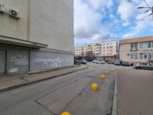 Продам коммерческое помещение 1 066,9 м2, Победы пр-кт, 44А, Севастополь г