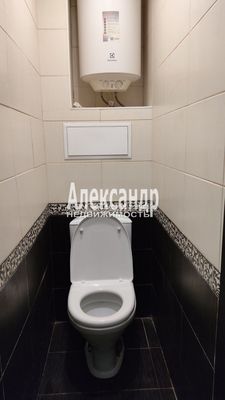 Продам двухкомнатную (2-комн.) квартиру, Маяковского ул, 5, Кировск г