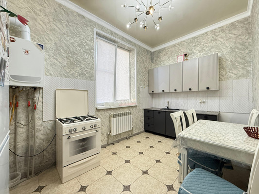 Продам однокомнатную (1-комн.) квартиру, Ленина ул, 2, Чегем г