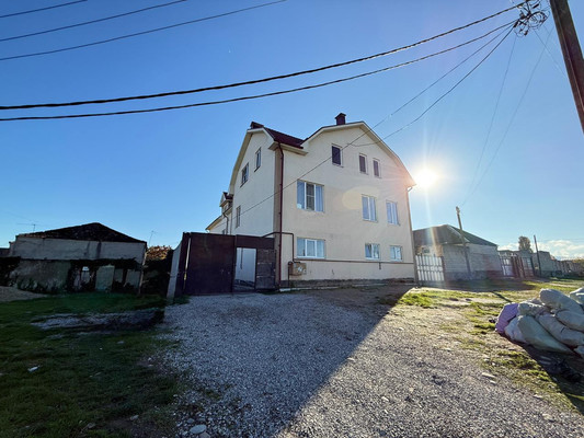 Продам однокомнатную (1-комн.) квартиру, Ленина ул, 2, Чегем г