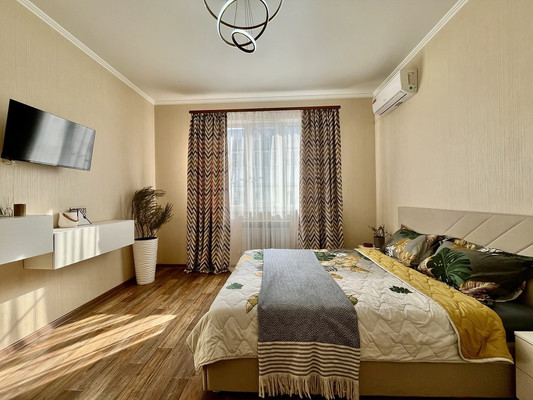 Продам однокомнатную (1-комн.) квартиру, Звонкий пер, 3, Цемдолина с