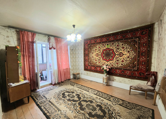 Продам двухкомнатную (2-комн.) квартиру, Строителей ул, 23, Новомичуринск г