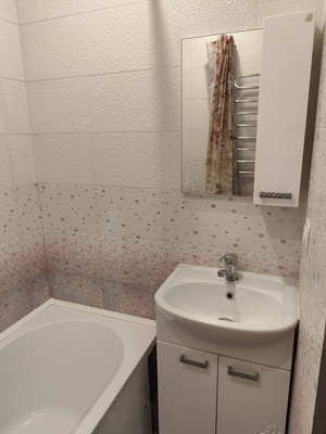 Продам двухкомнатную (2-комн.) квартиру, Победы ул, 25, Залесье с