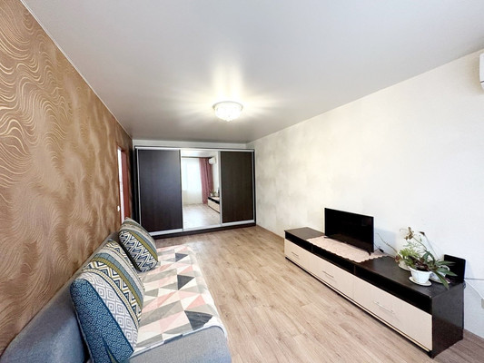 Продам однокомнатную (1-комн.) квартиру, Зеленодольская ул, 67, Пенза г