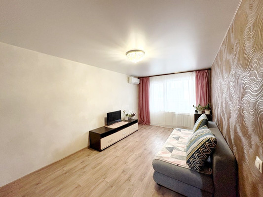 Продам однокомнатную (1-комн.) квартиру, Зеленодольская ул, 67, Пенза г