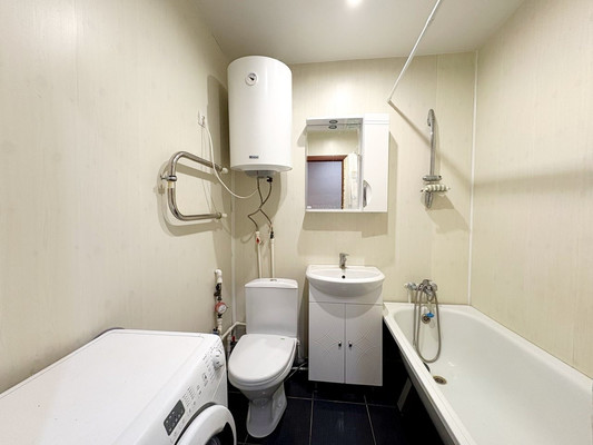 Продам однокомнатную (1-комн.) квартиру, Зеленодольская ул, 67, Пенза г