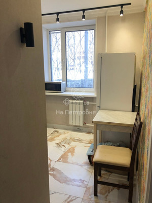 Продам однокомнатную (1-комн.) квартиру, Измайловский б-р, 66, Москва г