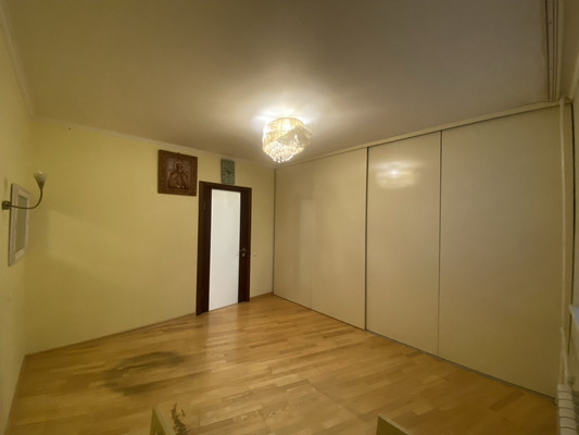 Продам трехкомнатную (3-комн.) квартиру, Академика Варги ул, 3, Москва г