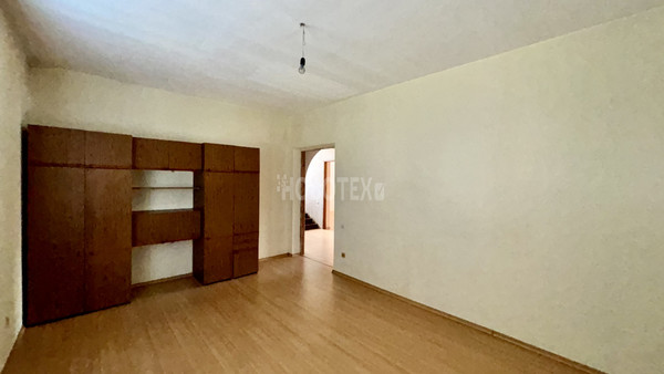 Продам дом, Гвардейская ул, 11, Крымск г, 0 км от города