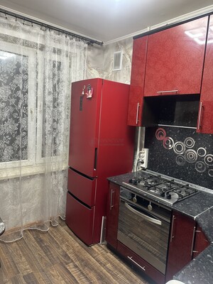 Продам однокомнатную (1-комн.) квартиру, Инициативная ул, 2к1, Москва г