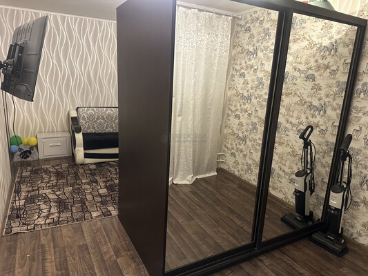 Продам однокомнатную (1-комн.) квартиру, Инициативная ул, 2к1, Москва г