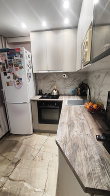 Продам двухкомнатную (2-комн.) квартиру, 1, Щербинка снт