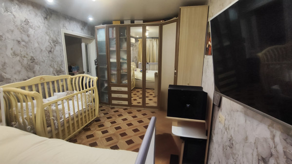 Продам двухкомнатную (2-комн.) квартиру, 1, Щербинка снт