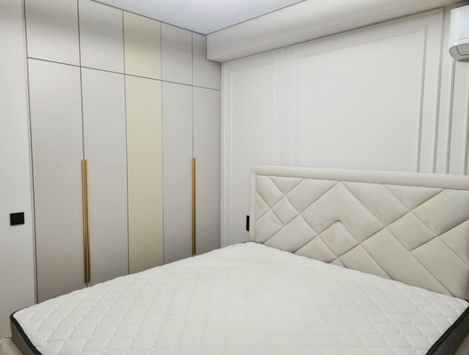 Продам трехкомнатную (3-комн.) квартиру, Волжская (Центральный р-н) ул, 34/3, Сочи г