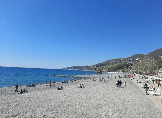 Продам трехкомнатную (3-комн.) квартиру, Волжская (Центральный р-н) ул, 34/3, Сочи г