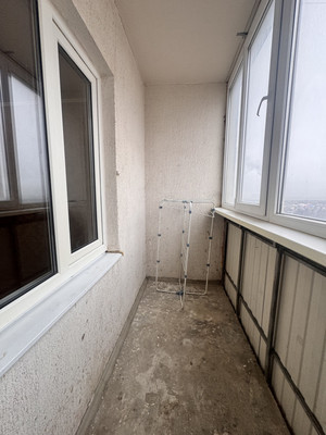 Продам трехкомнатную (3-комн.) квартиру, им. Александра Покрышкина ул, 4/5, Краснодар г