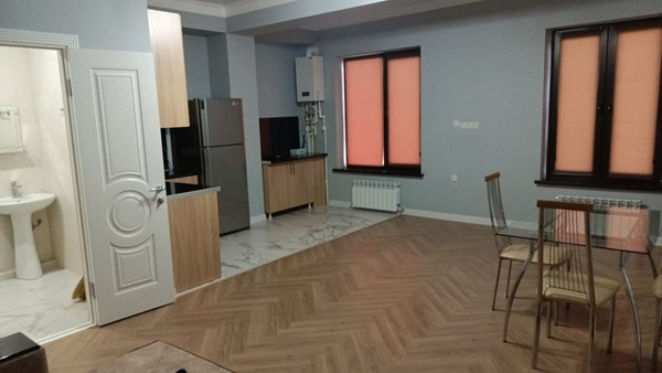 Сдам двухкомнатную (2-комн.) квартиру, Ашахана Мирзоева ул, 115а, Махачкала г